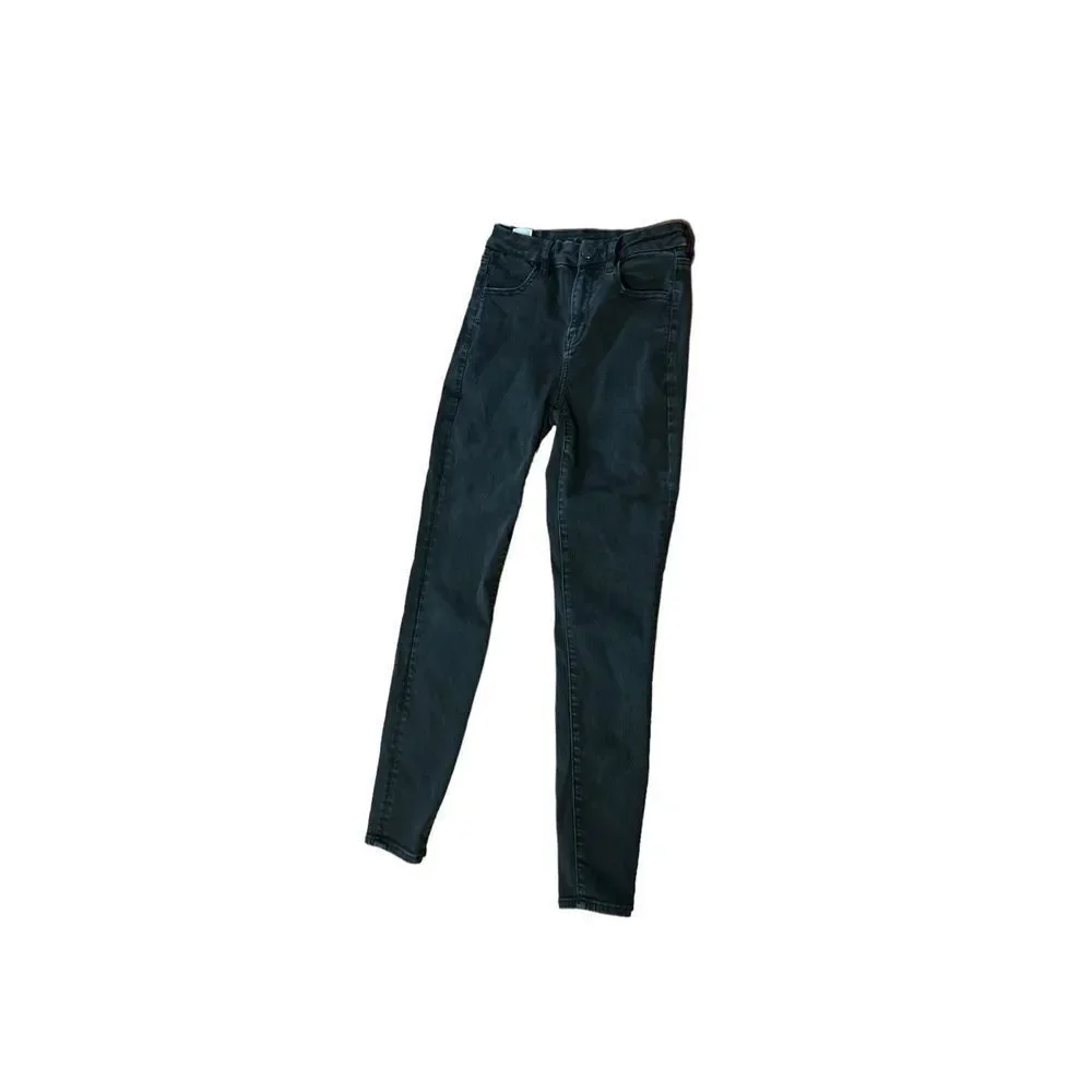 NICE American Eagle NEXT LEVEL STRETCH   black charcoal denim size 2 regular . G